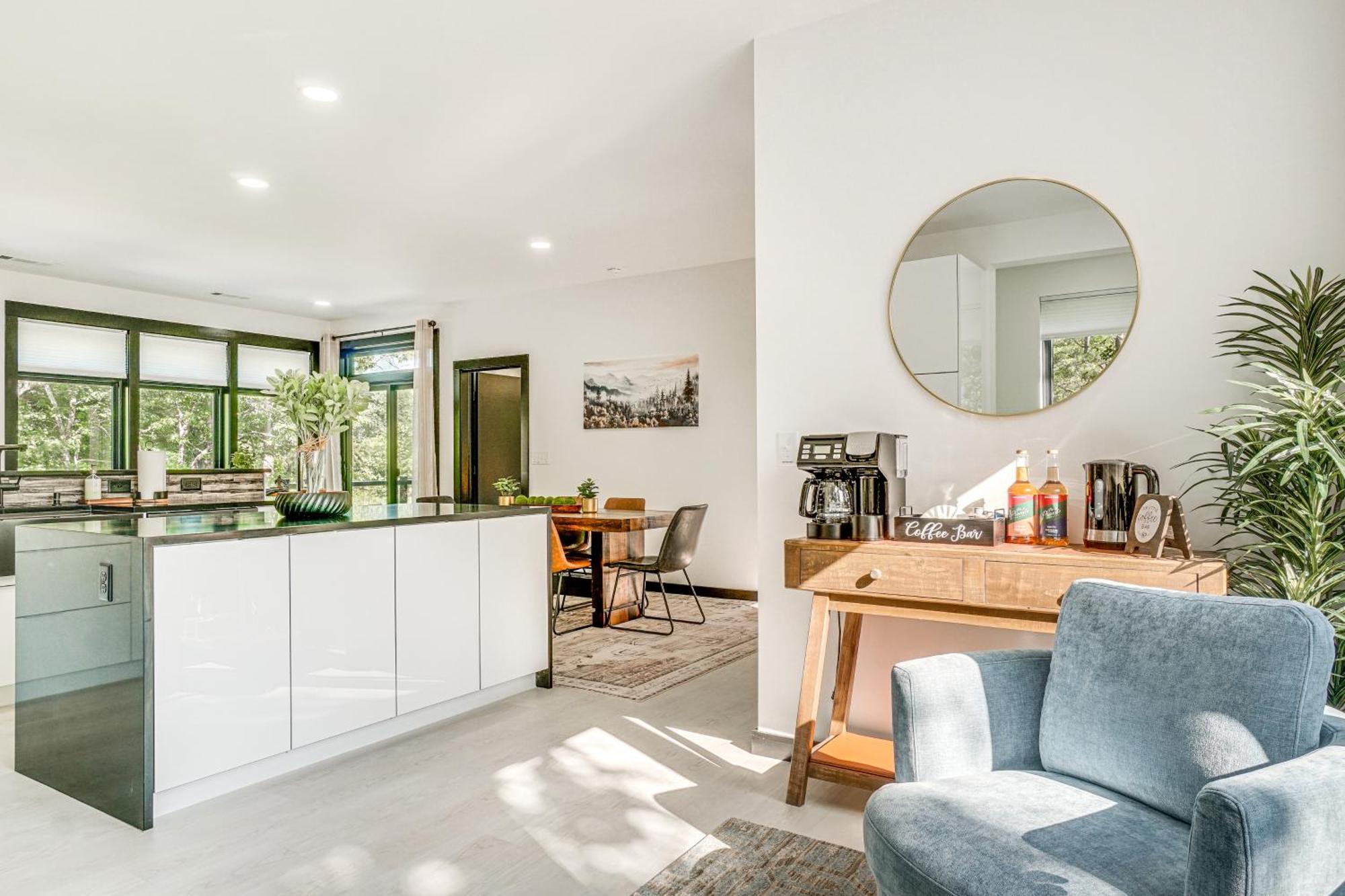 Luxury Modern Home On Golf Course With Game Room! Helen Eksteriør billede