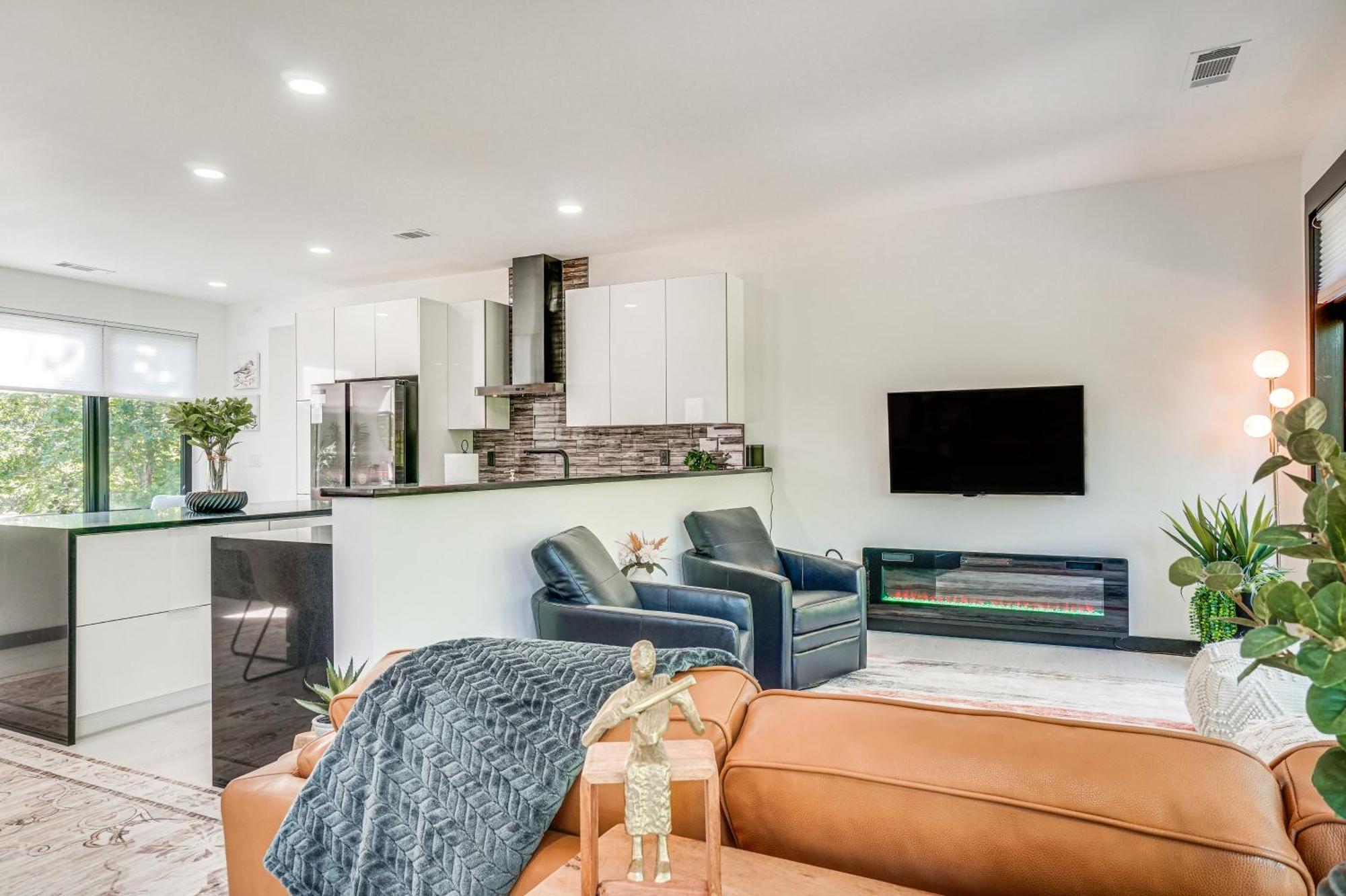 Luxury Modern Home On Golf Course With Game Room! Helen Eksteriør billede