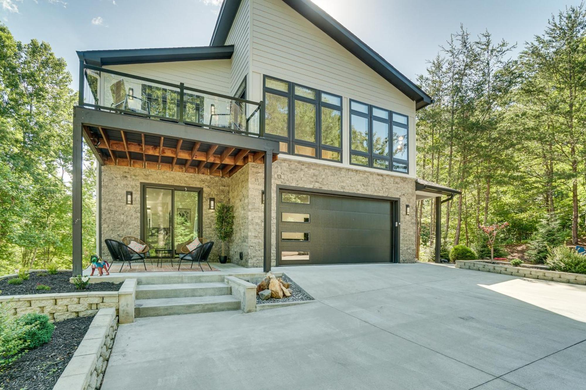 Luxury Modern Home On Golf Course With Game Room! Helen Eksteriør billede